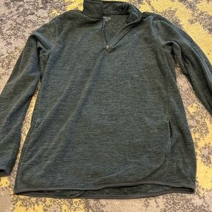 Mens pullover